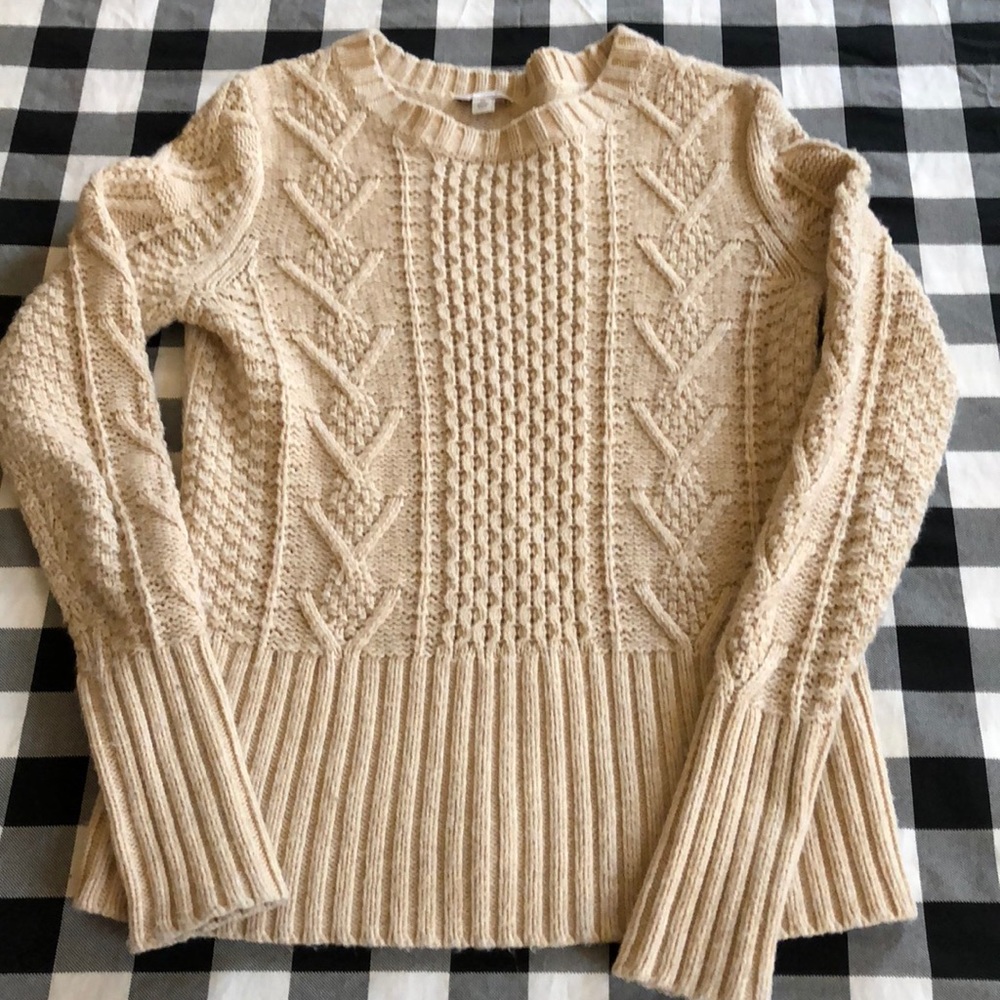 GAP Wool-blend Cable Knit Seeater